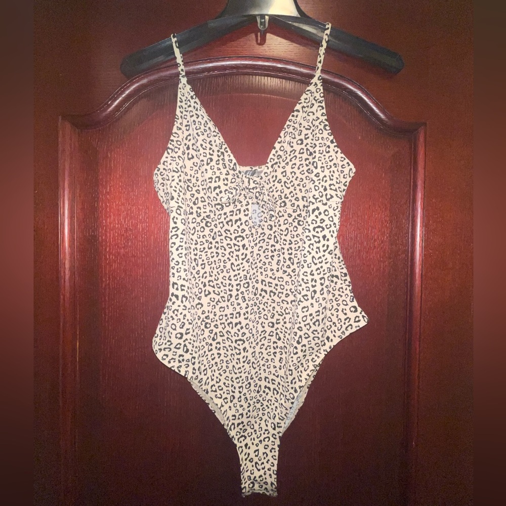 H&M Divide Leopard Print Bodysuit in Size Large